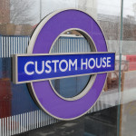 Elizabeth Line roundels installed