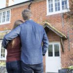 Government imposes new housing discount