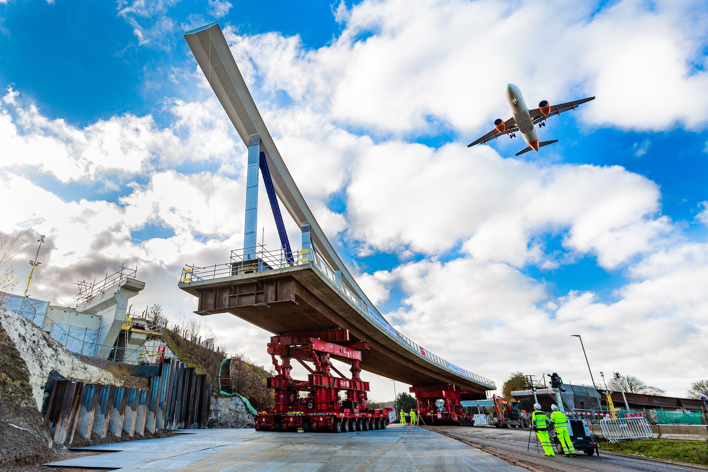 Luton DART bridge installed ahead of schedule UK Construction Online