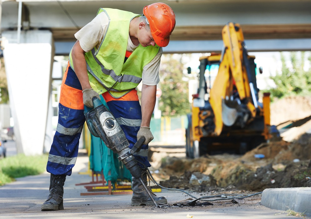 construction workers to get pay rise