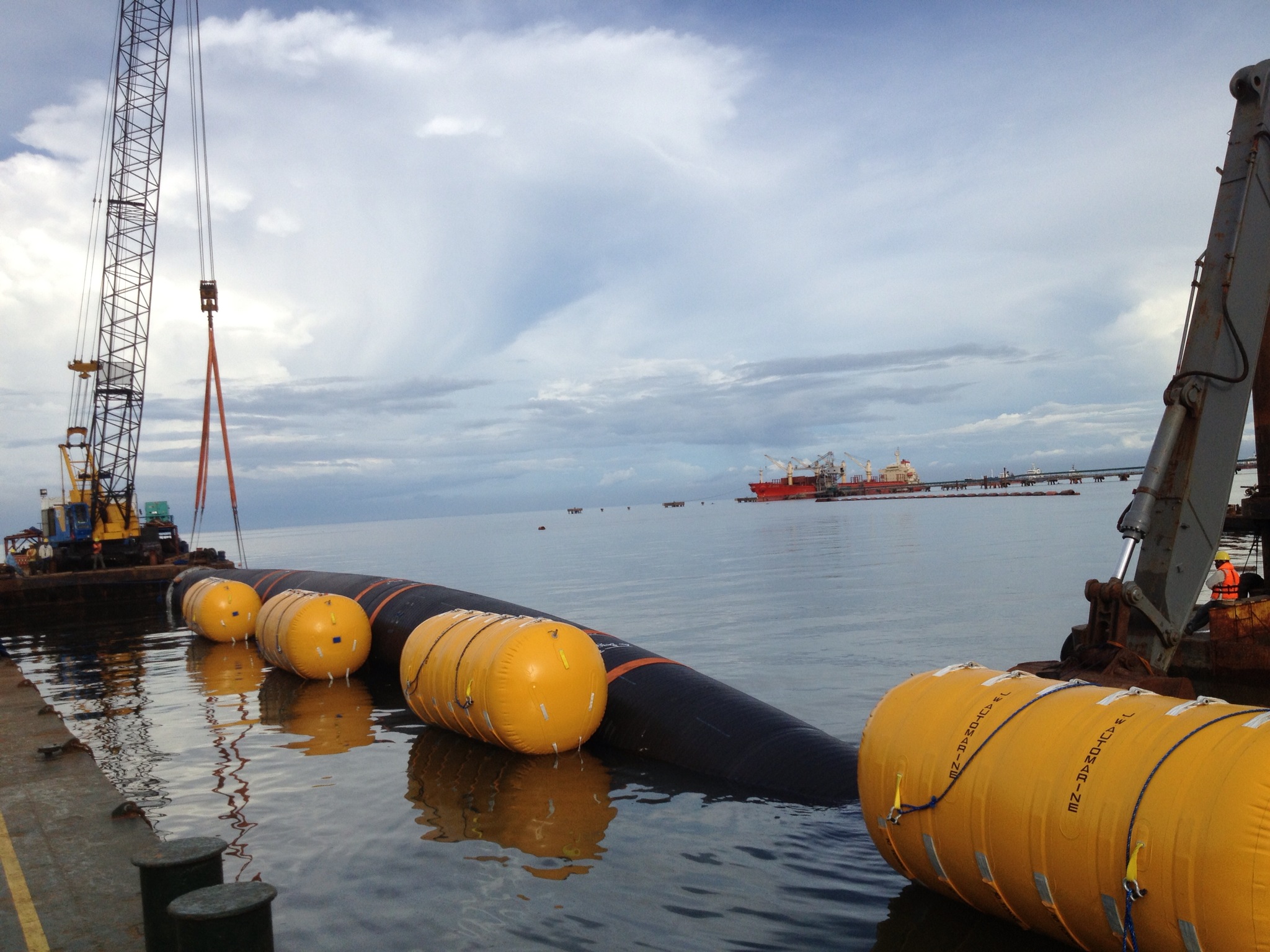 The Philippines largest oil refinery installs the world’s first plastic ‘out of size’ intake structure