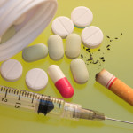 One in ten suspect colleagues of illegal drug use